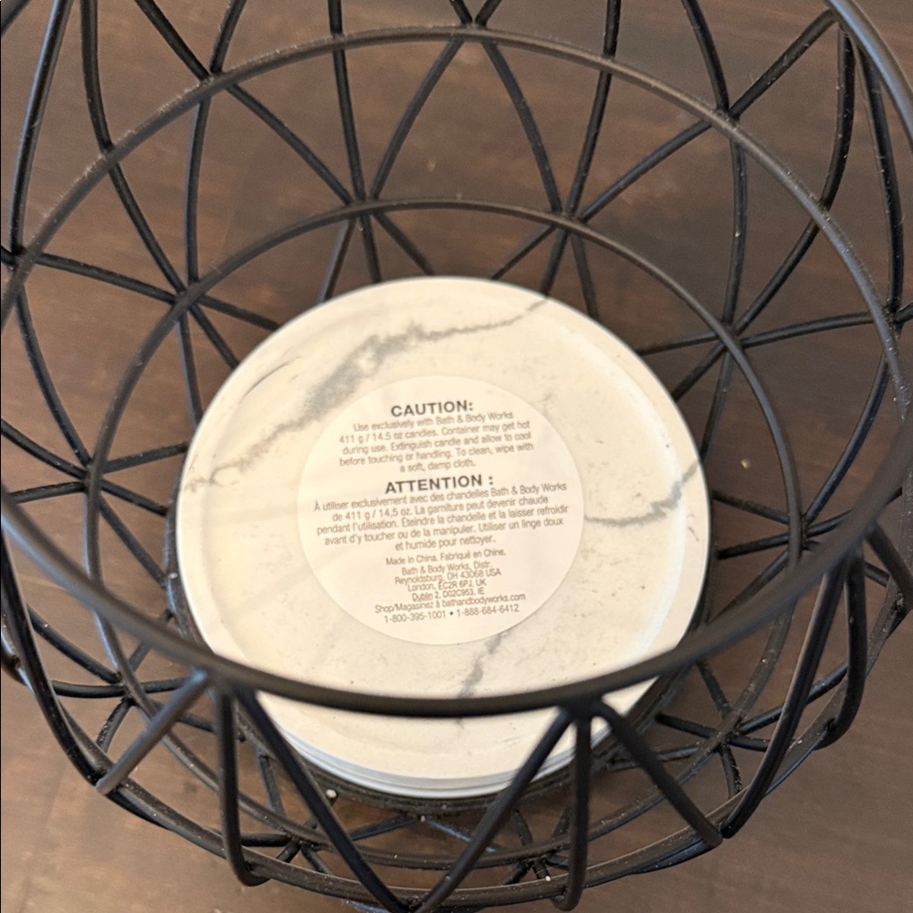 Bath & Body Works Candle Holder - Picture 2 of 3